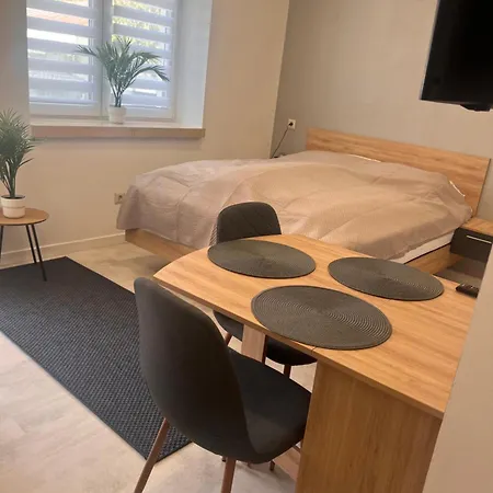 Apartamento Bujdoso House *