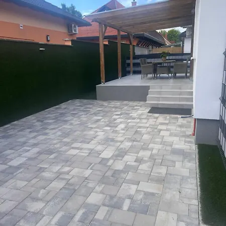 Bujdoso House Apartamento Siófok