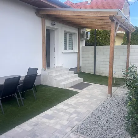 Bujdoso House Apartamento Siófok