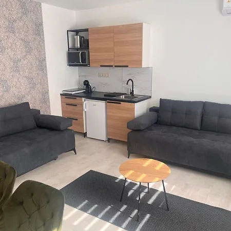 Apartamento Bujdoso House